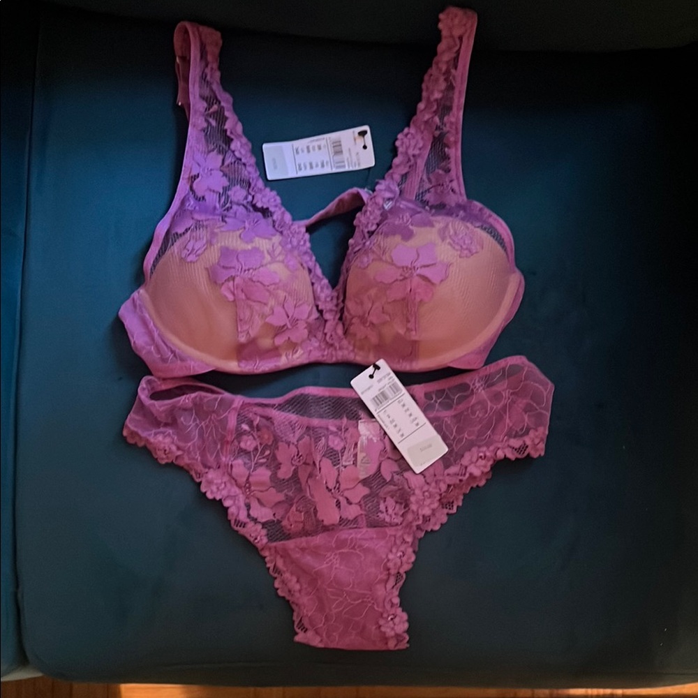 Lace Lingerie Set in Pink